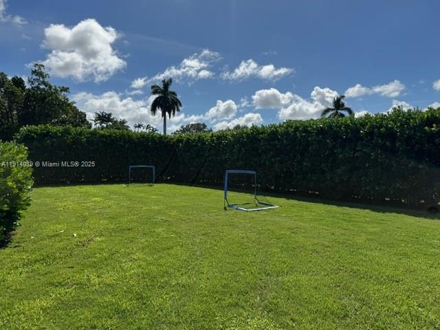 PINE SHORE SEC 1 - Residential Lease