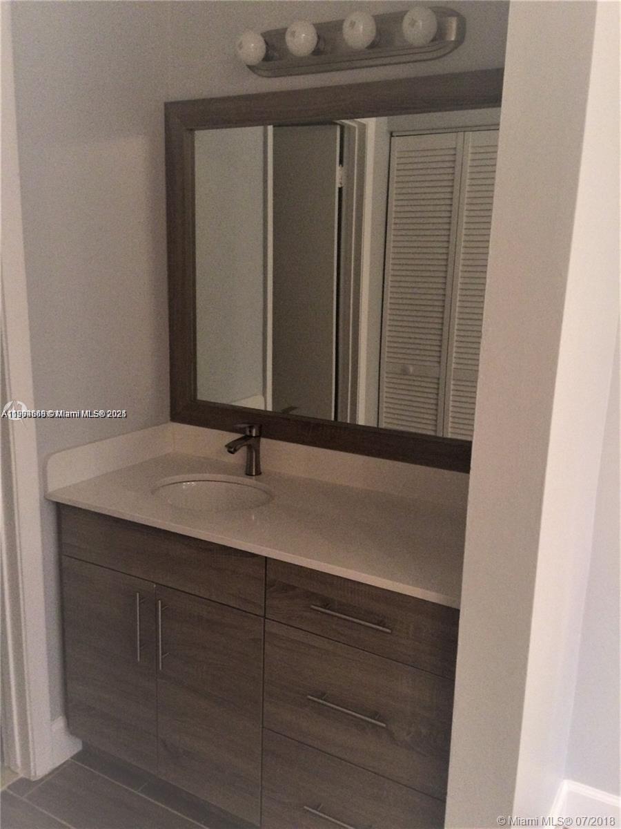 LAKES OF JACARANDA CONDO - Residential Lease