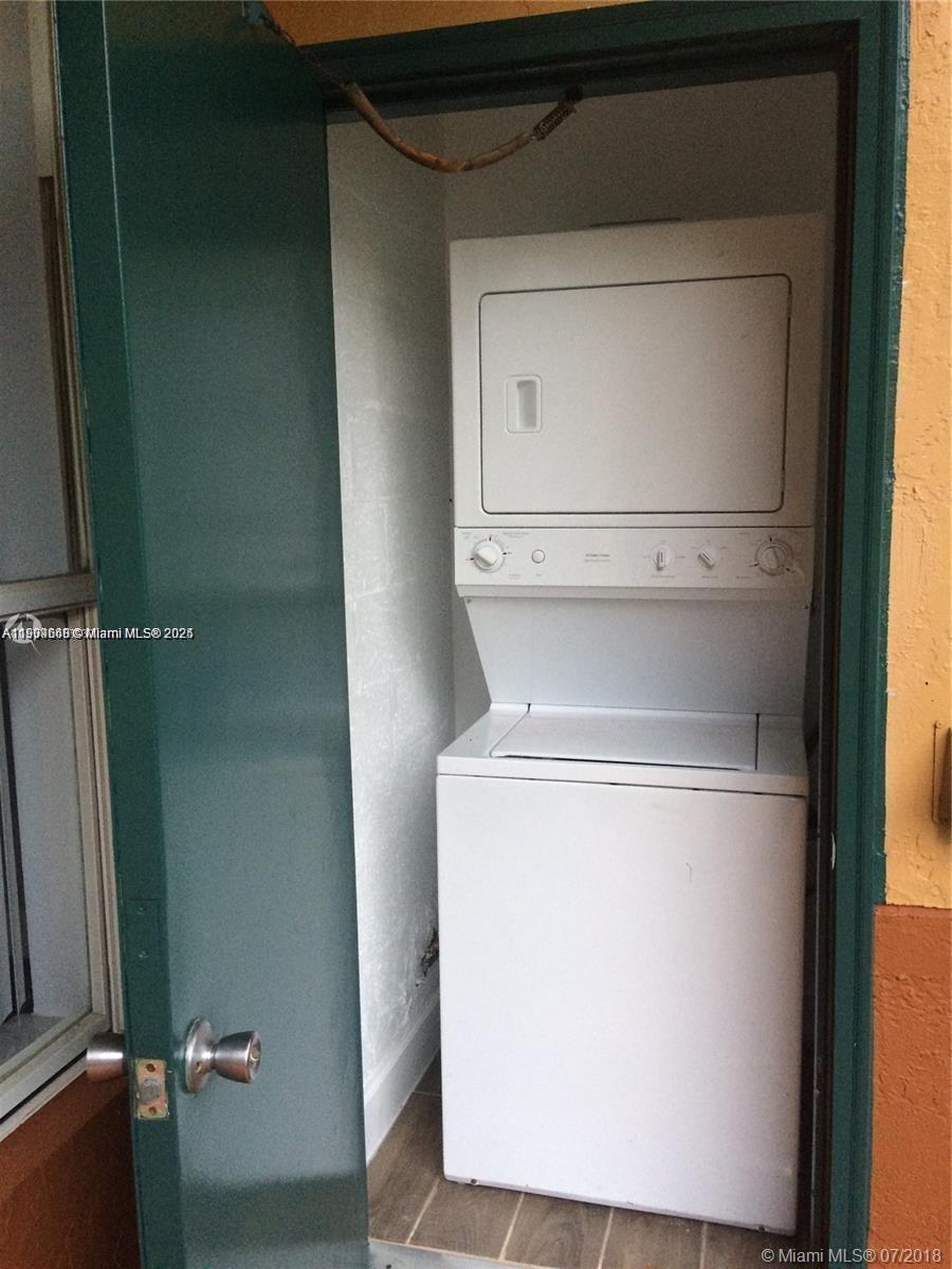 LAKES OF JACARANDA CONDO - Residential Lease