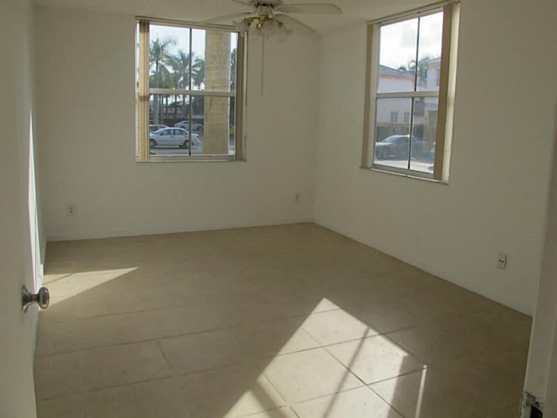 SHERIDAN EAST CONDO BLDG - Residential Lease