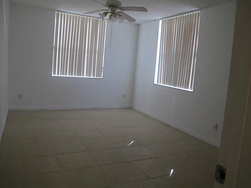 SHERIDAN EAST CONDO BLDG - Residential Lease