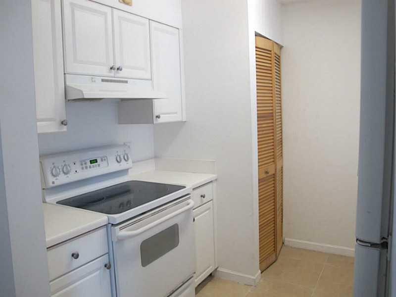 SHERIDAN EAST CONDO BLDG - Residential Lease