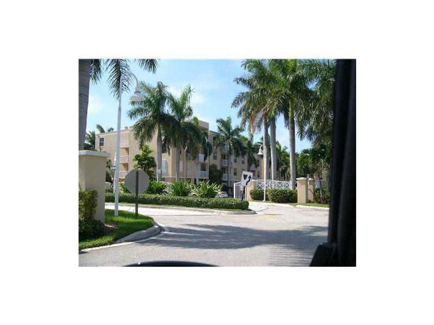 1BD 1BATH EAST OF US1, MINUTES FROM THE BEACH, NEW  SHOPPING PLAZA ACROSS FROM THE STREET. CORNER UNIT WITH GARDEN AND LAKE VIEW. NEW TILE FLOORS ARE BEING INSTALLED. FRESHLY PAINTED.  BLDG AMENITIES: COMMUNITY POOL, EXERSISE ROOM, WHIRLPOOL, CLUB HOUSE.  WASHER AND DRYER IN THE UNIT. EXCELLENT LOCATION, NEAR AIRPORT, DOWNTOWN HOLLYWOOD, CLOSE TO AVENTURA MALL. SMALL PETS ALLOWED.