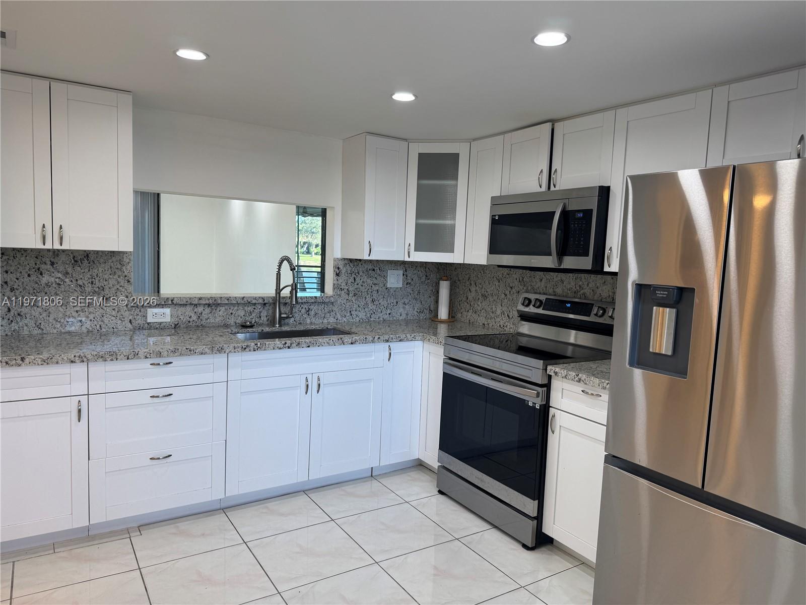 COLONY POINT 4 CONDO - Residential