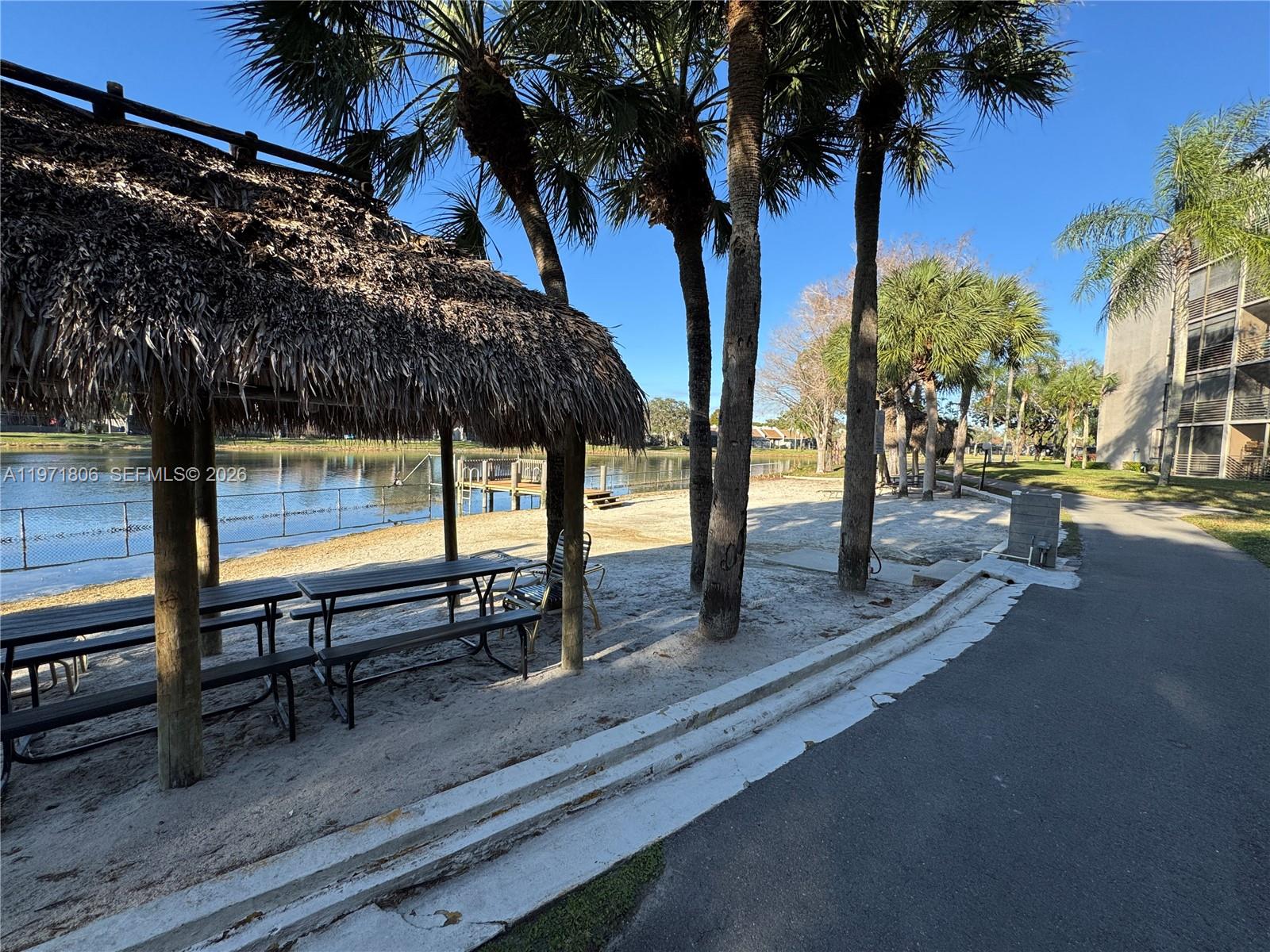 COLONY POINT 4 CONDO - Residential