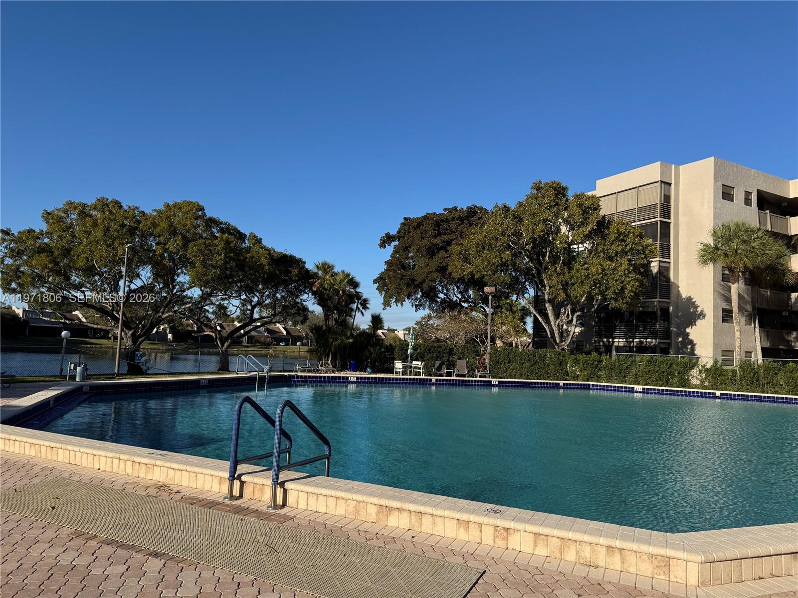 COLONY POINT 4 CONDO - Residential