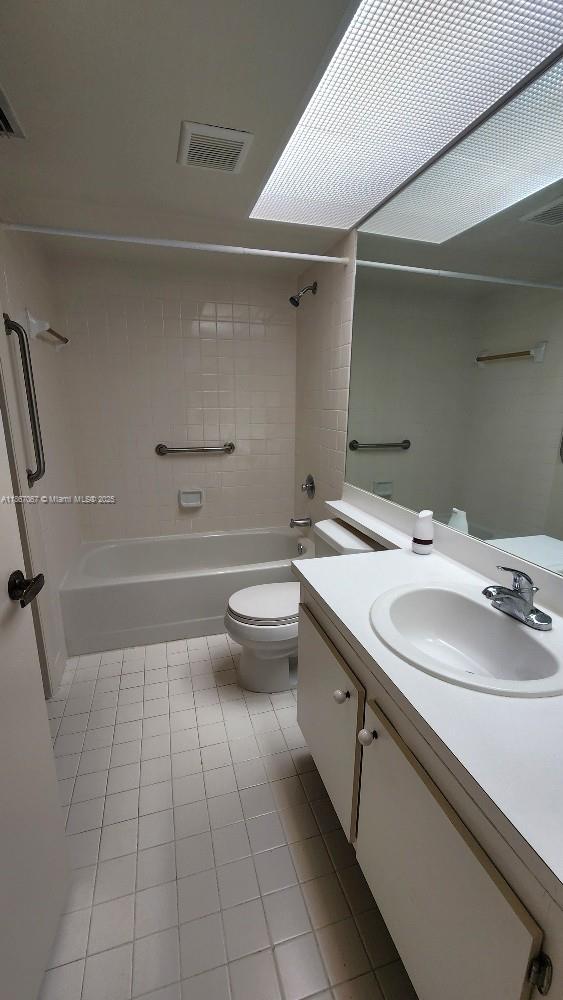 KEYS GATE CONDO NO FOUR - Residential