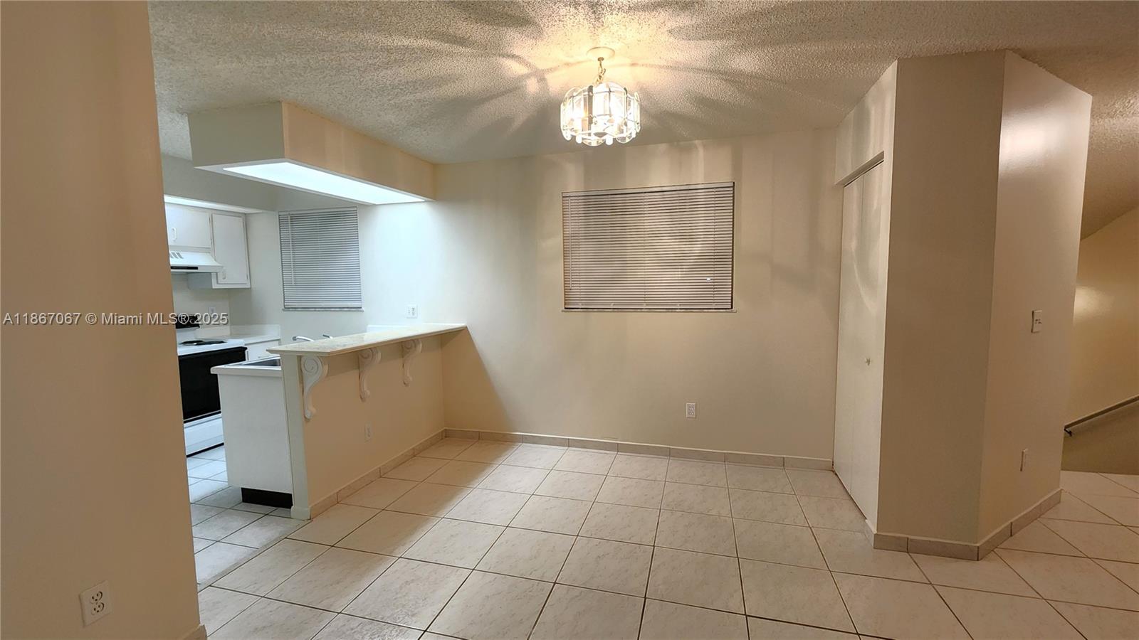 KEYS GATE CONDO NO FOUR - Residential