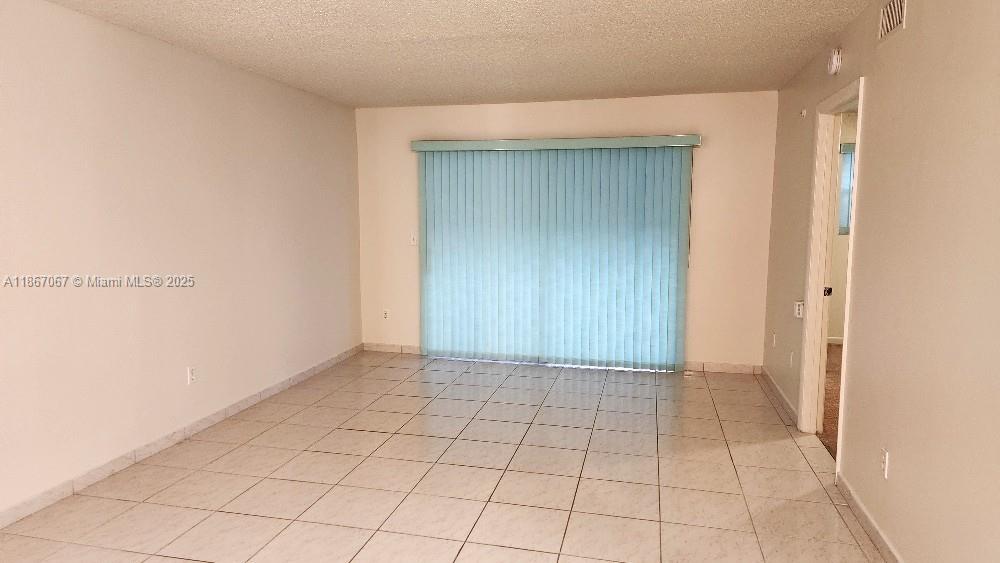 KEYS GATE CONDO NO FOUR - Residential