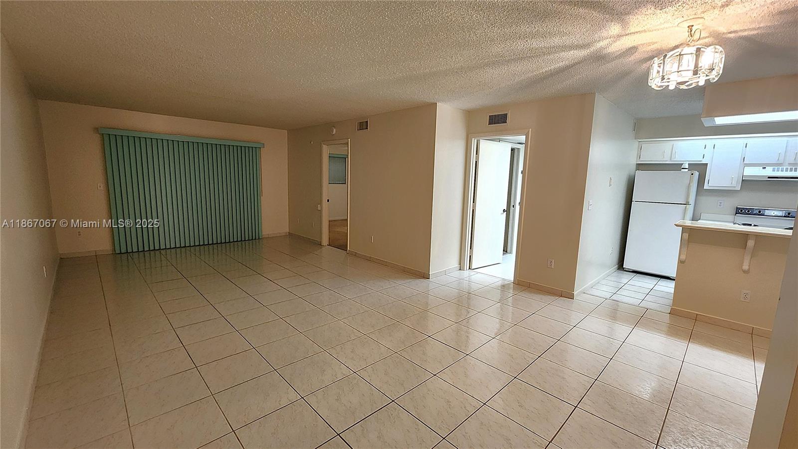 KEYS GATE CONDO NO FOUR - Residential