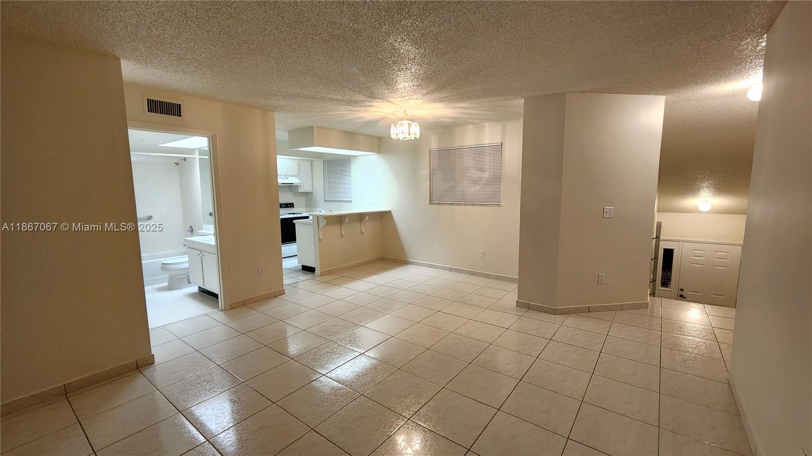 KEYS GATE CONDO NO FOUR - Residential