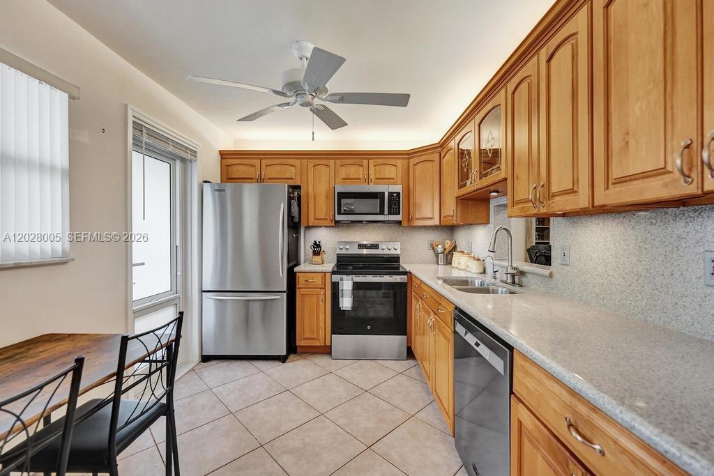 1025 SE 2nd Ave 208