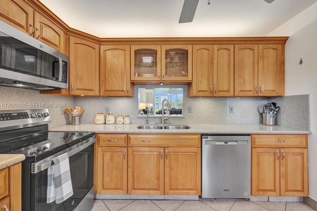 1025 SE 2nd Ave 208