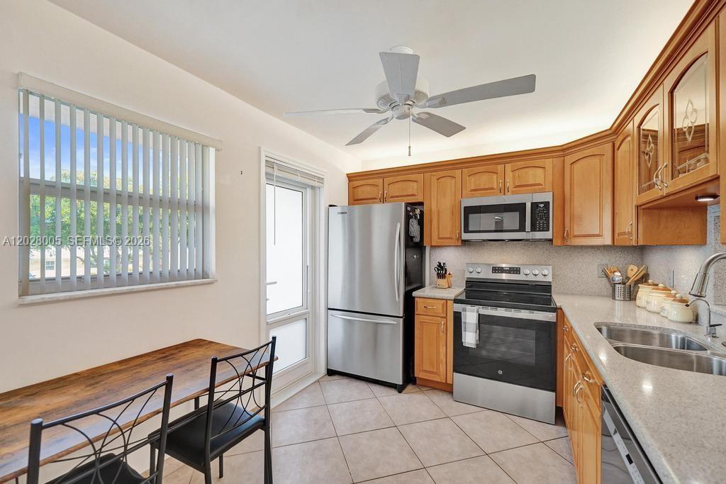 1025 SE 2nd Ave 208