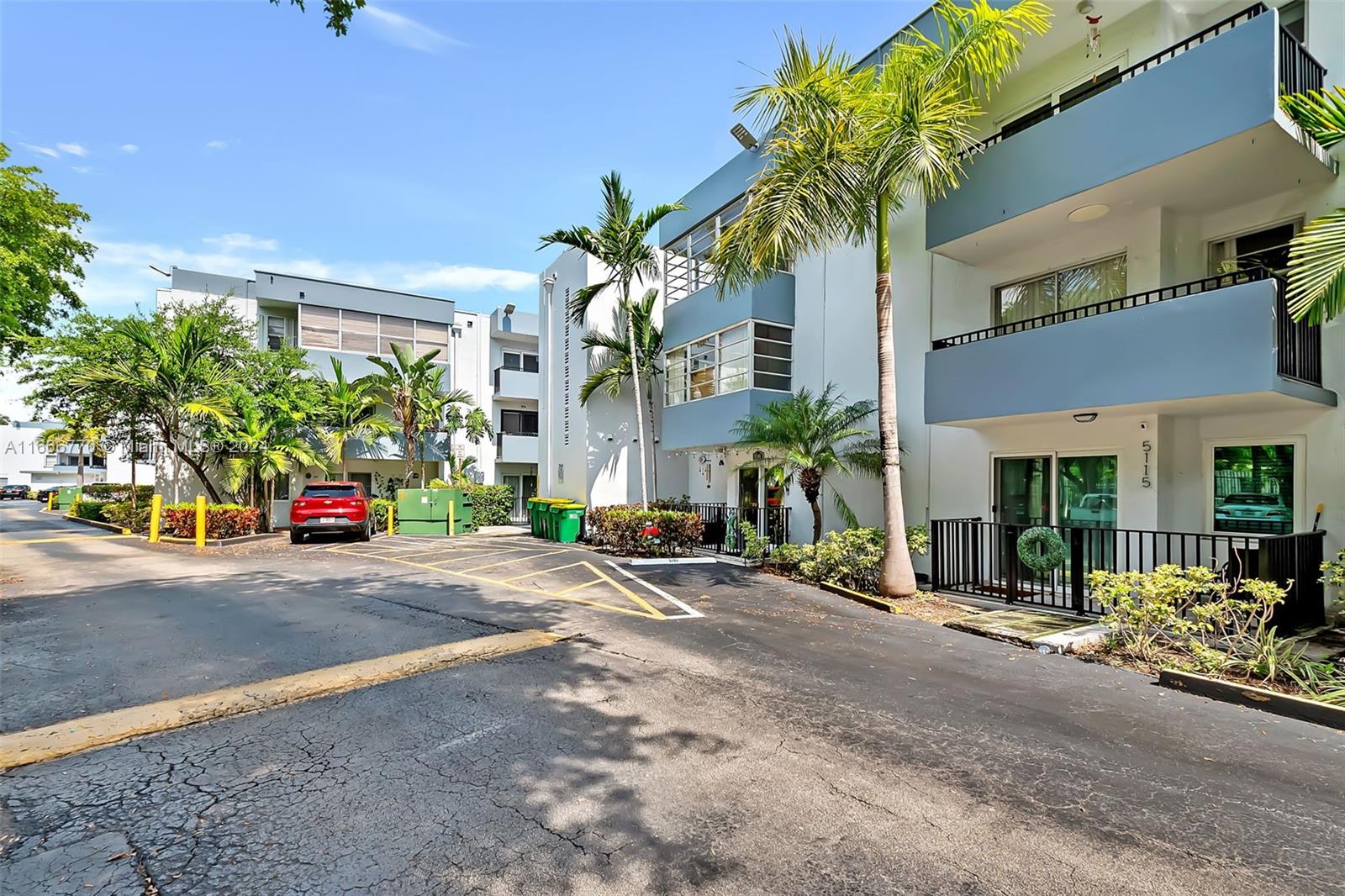 GROVE GARDENS CONDO - Residential