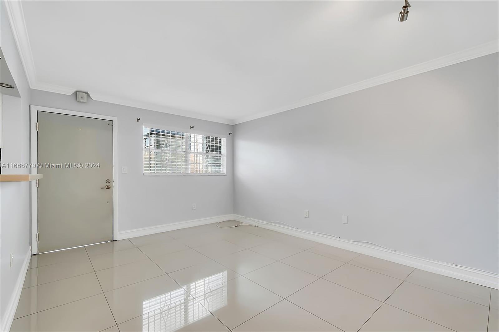 GROVE GARDENS CONDO - Residential