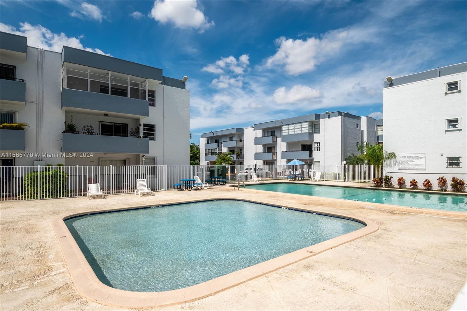 GROVE GARDENS CONDO - Residential