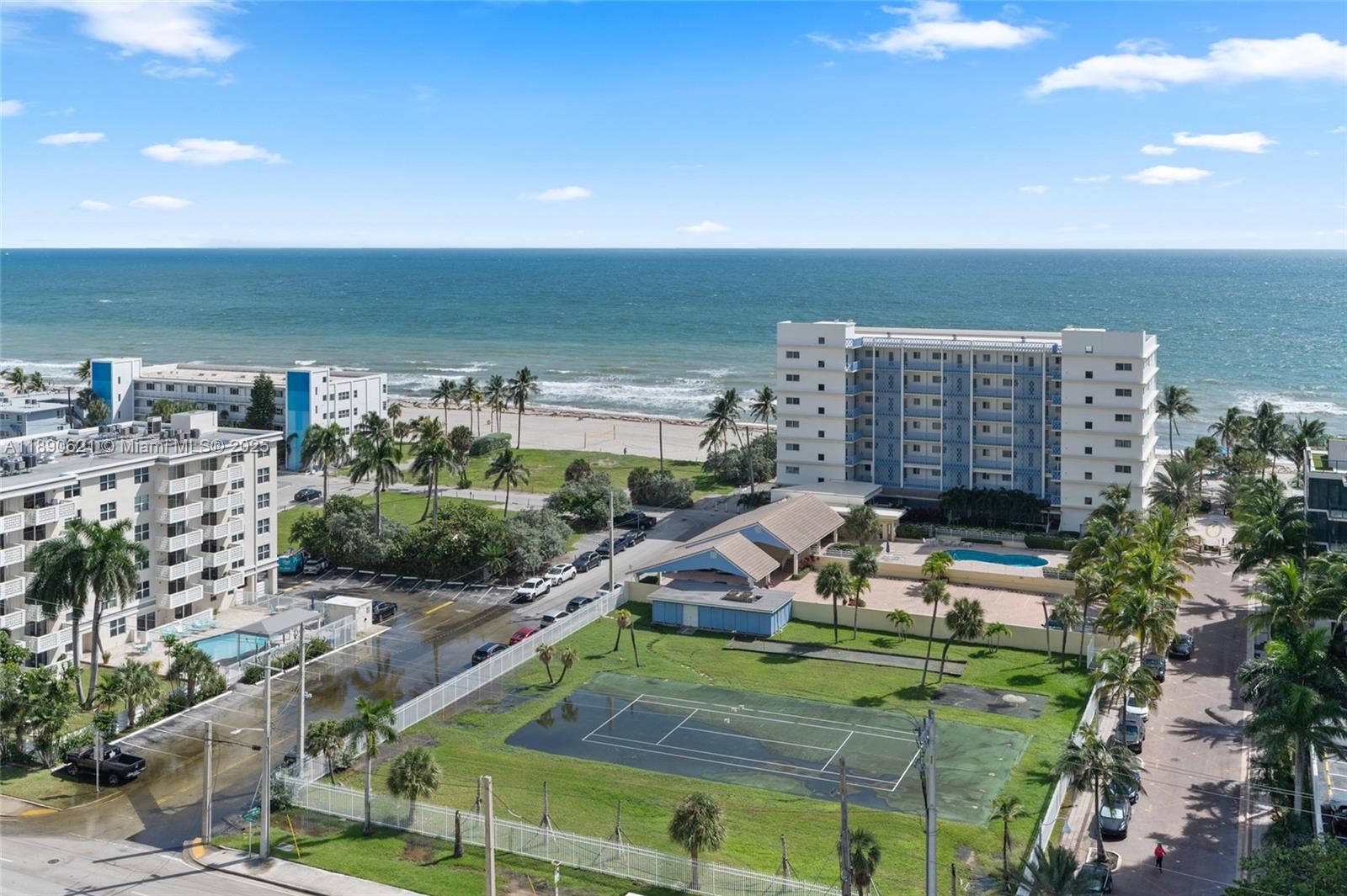 ALLINGTON TOWERS CONDO - Residential