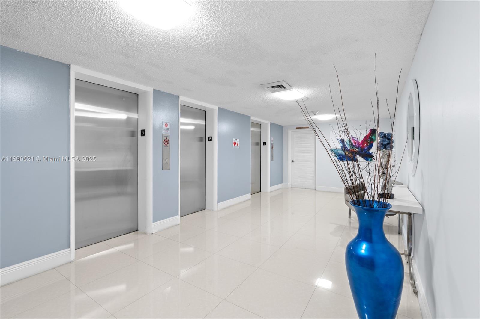ALLINGTON TOWERS CONDO - Residential
