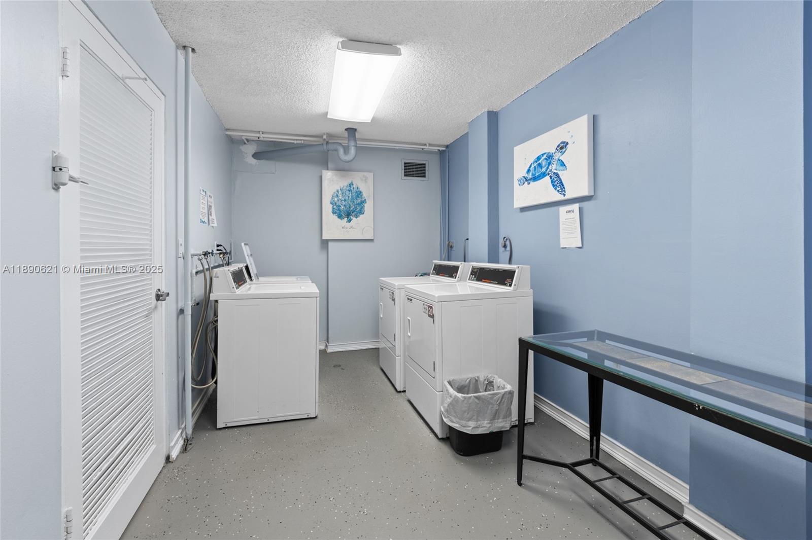 ALLINGTON TOWERS CONDO - Residential