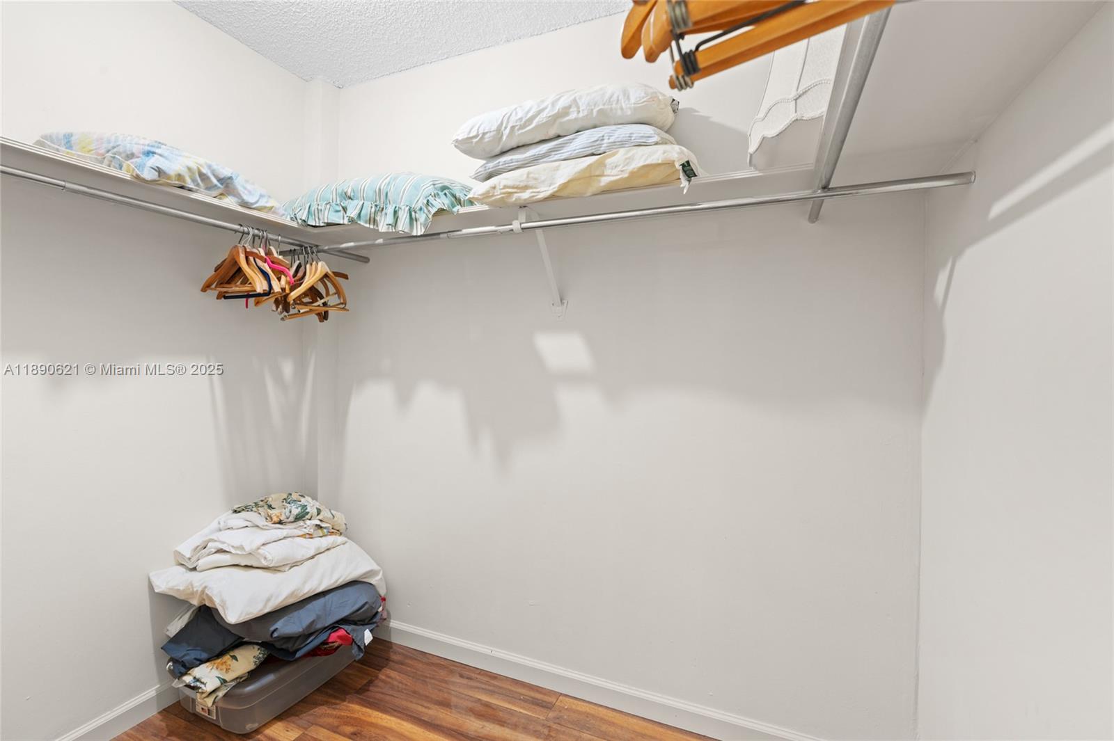 ALLINGTON TOWERS CONDO - Residential