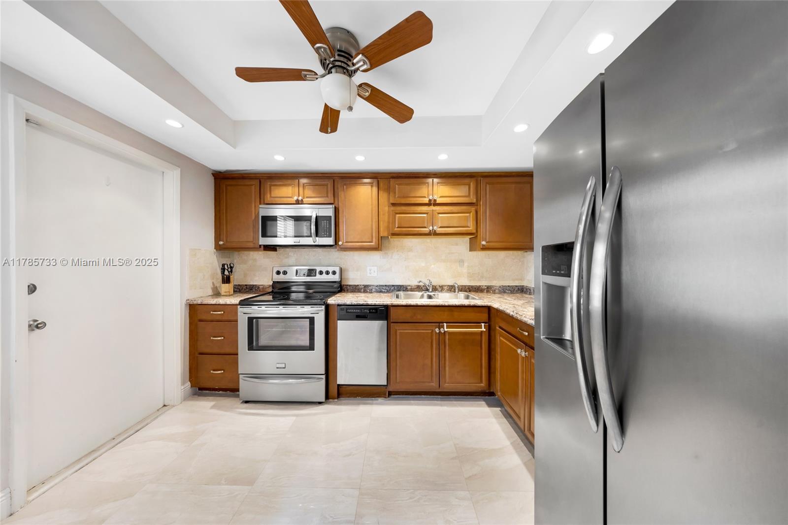 NO 50 PALM-AIRE COUNTRY C - Residential