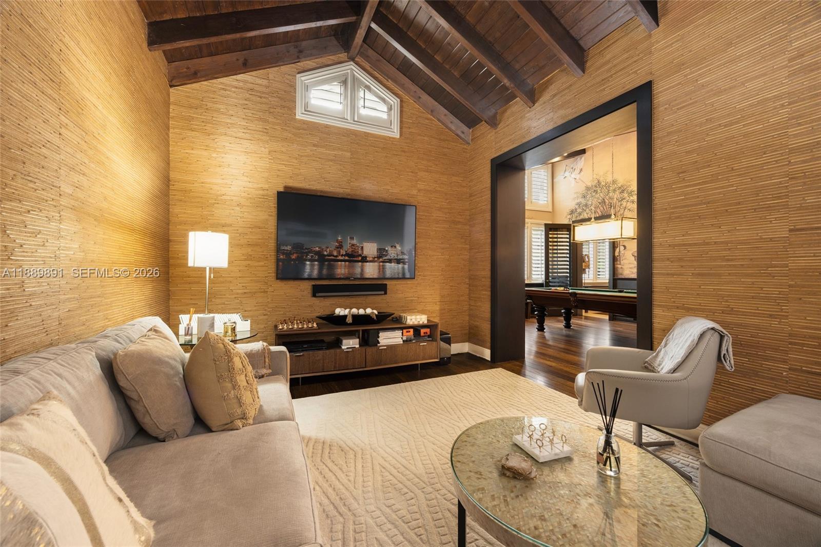 FARMERS ACRES - Residential