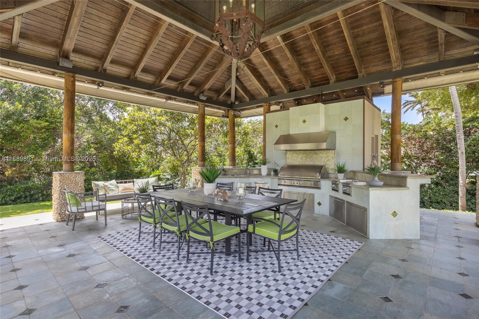 FARMERS ACRES - Residential