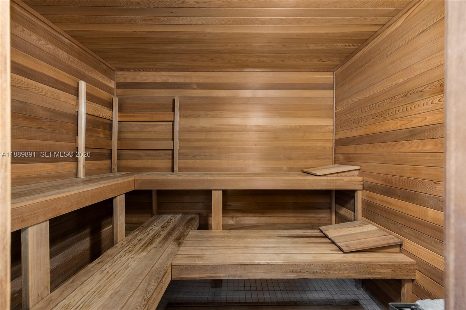 FARMERS ACRES - Residential