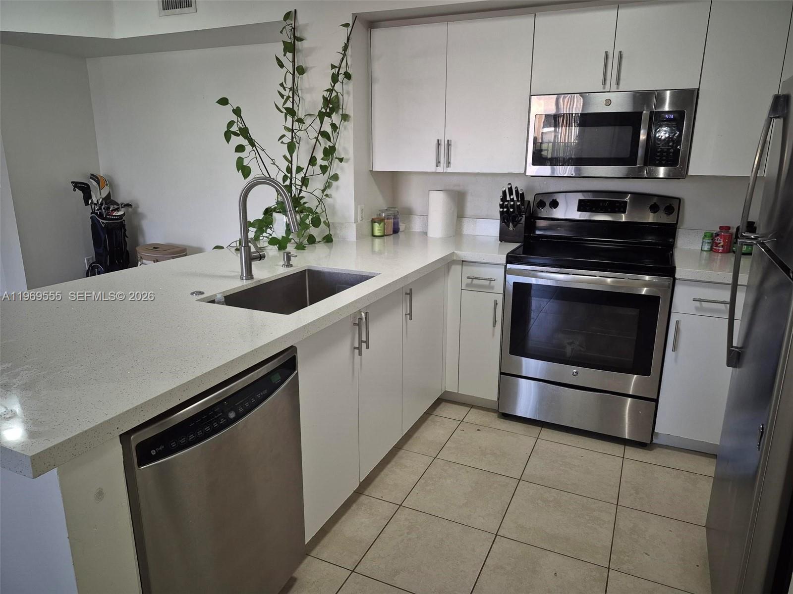 EL-AD ENCLAVE AT MIRAMAR - Residential Lease