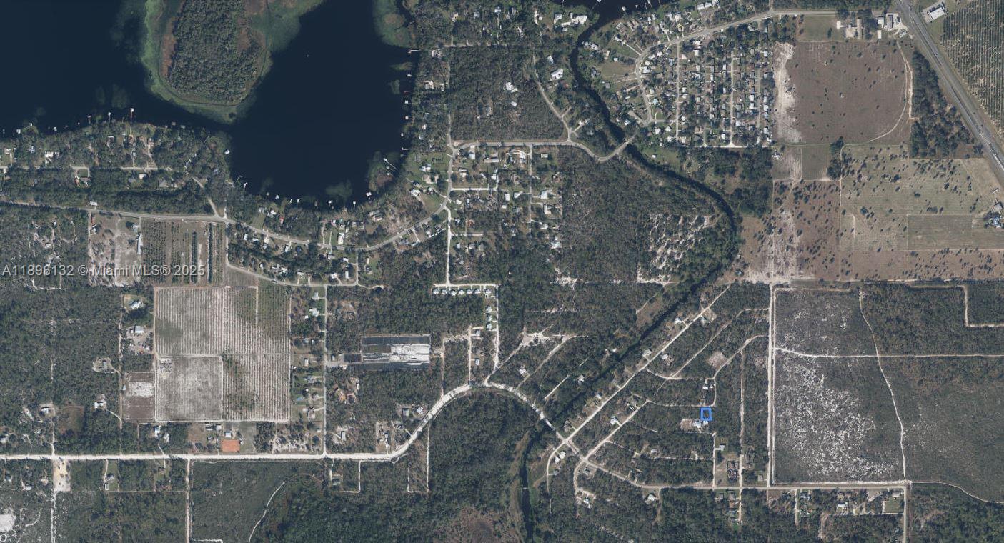 SEBRING LAKES - Land