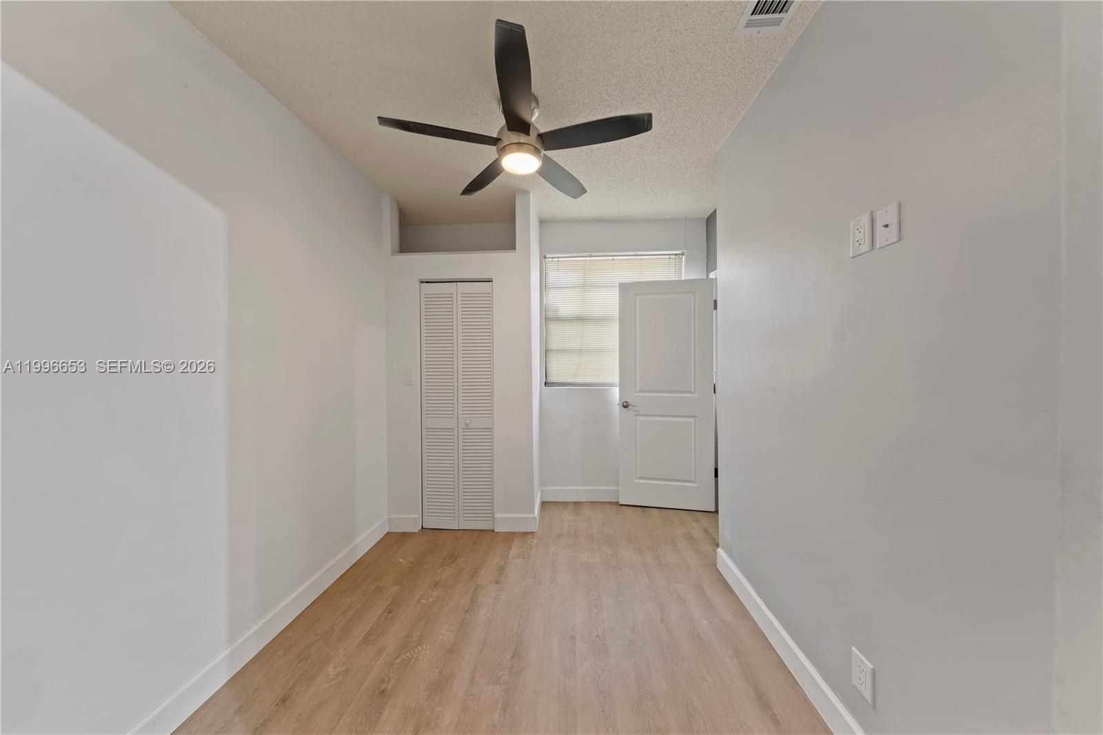 REDLANDS EDGE - Residential