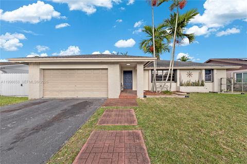 Photo of 29785 SW 164th Pl, Homestead, FL 33033 (MLS # A11996653)