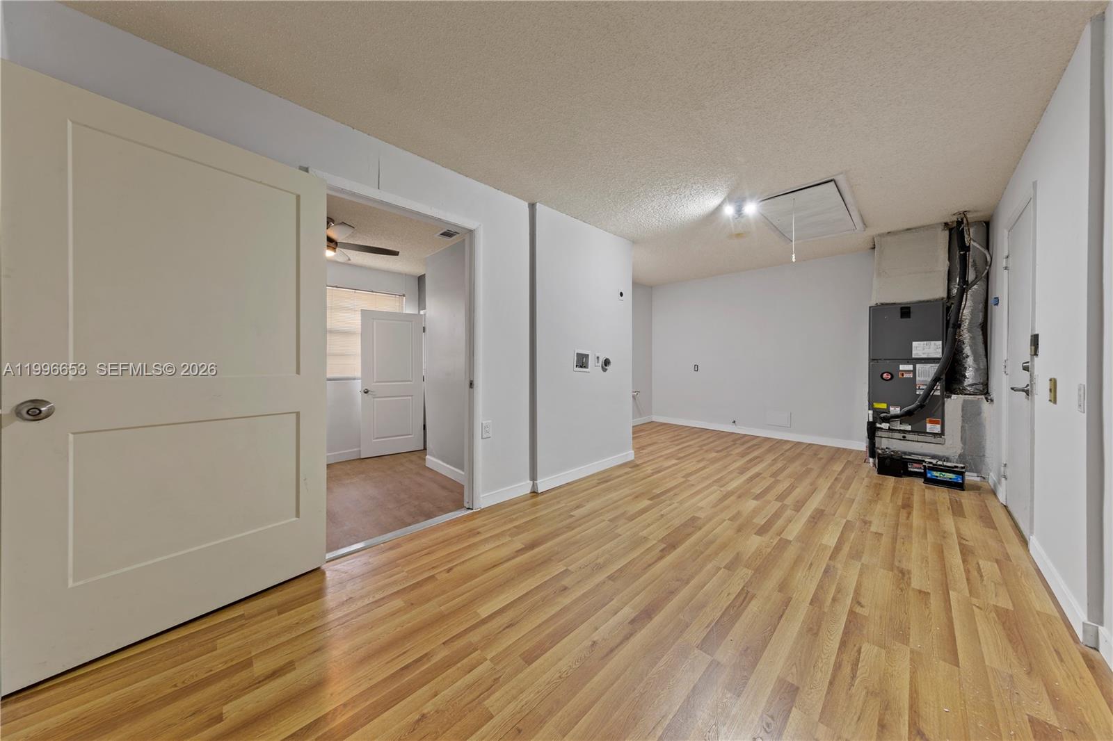 REDLANDS EDGE - Residential