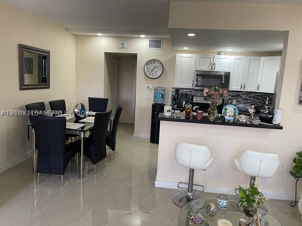 3200 NE 7th Ct 306C