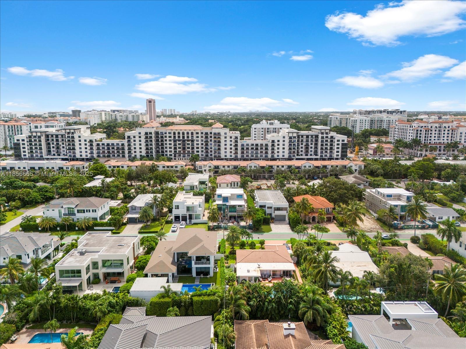 KINGS COURT - Residential