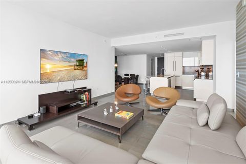 68 SE 6th St 3703 Miami FL 33131