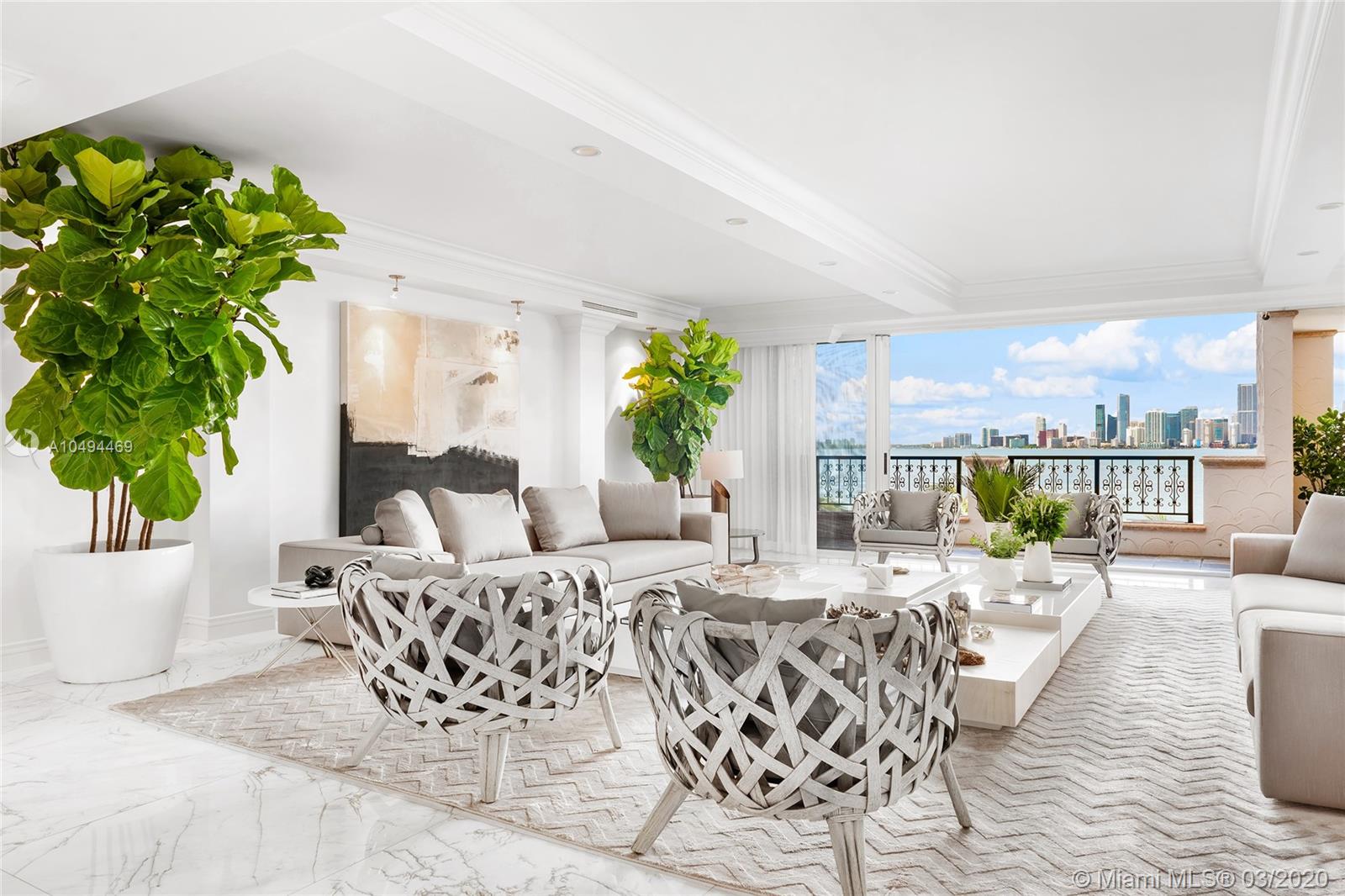 FISHER ISLAND - Residential