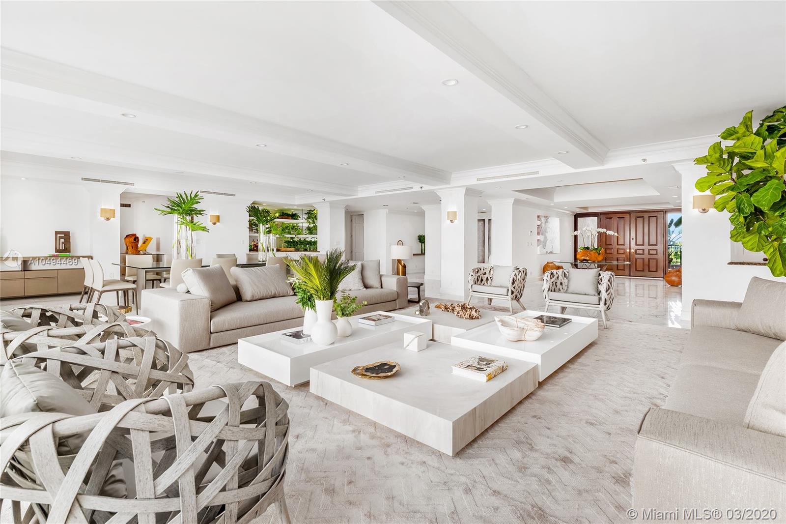 FISHER ISLAND - Residential