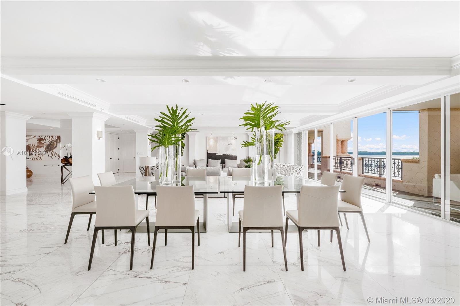 FISHER ISLAND - Residential