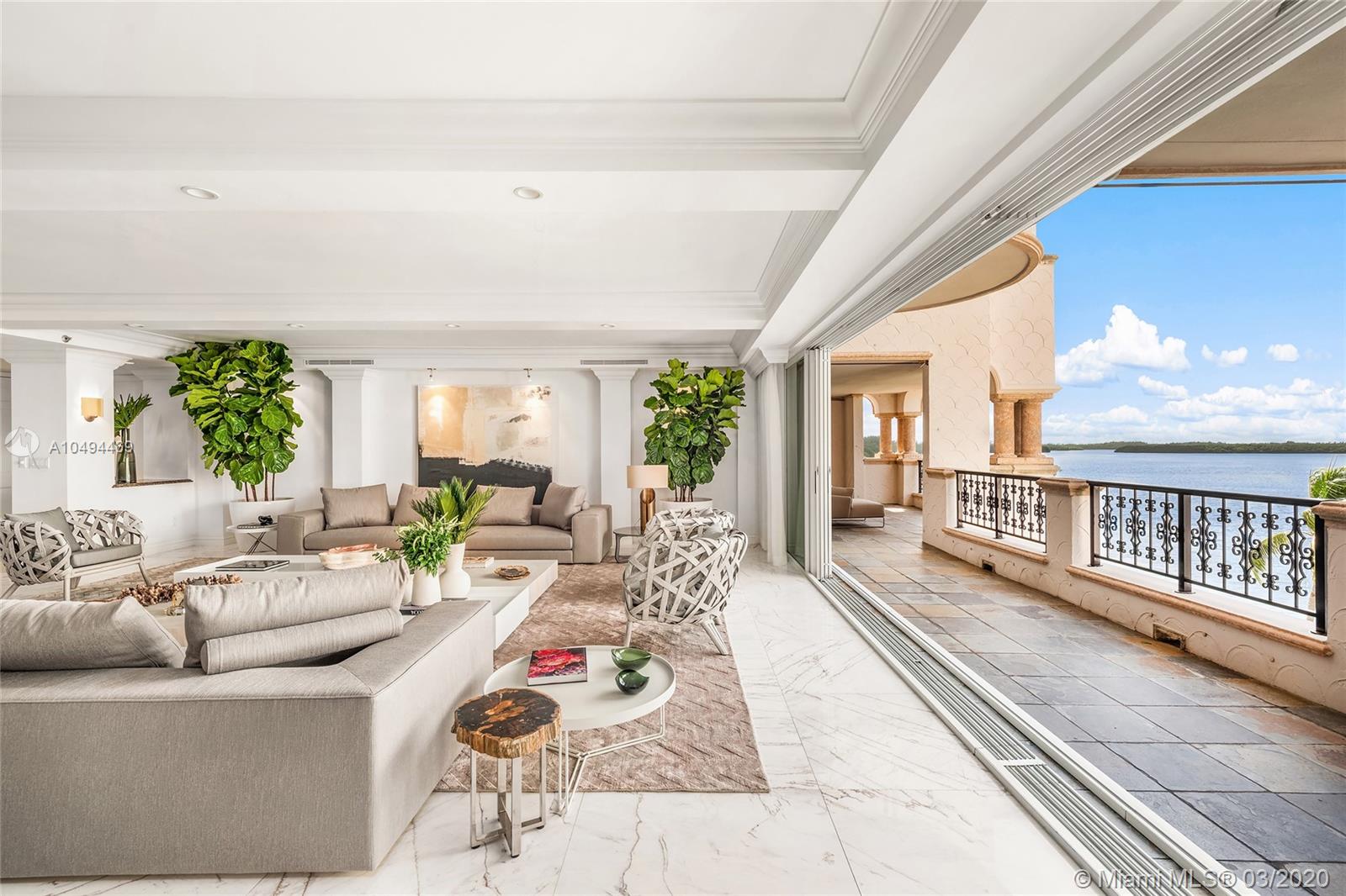 FISHER ISLAND - Residential