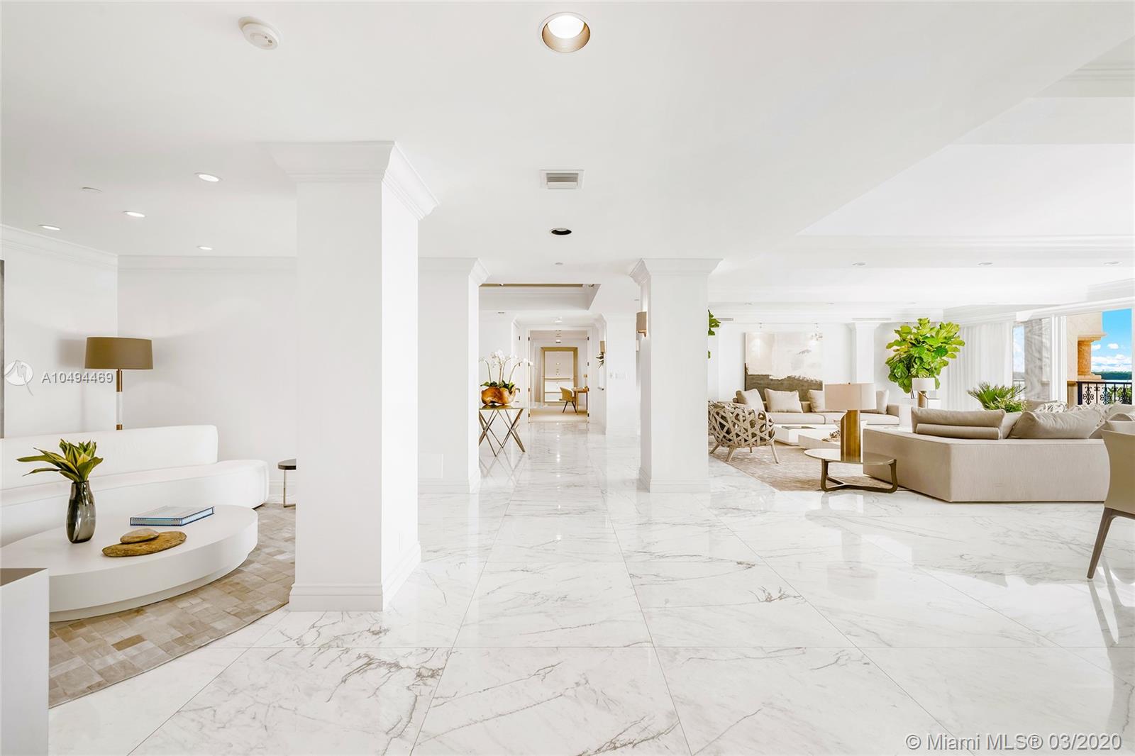 FISHER ISLAND - Residential