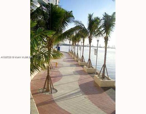 Photo 18 of 20 of listing a4a9dd37-ce77-4e47-aedf-52db9fa6bad9 condo