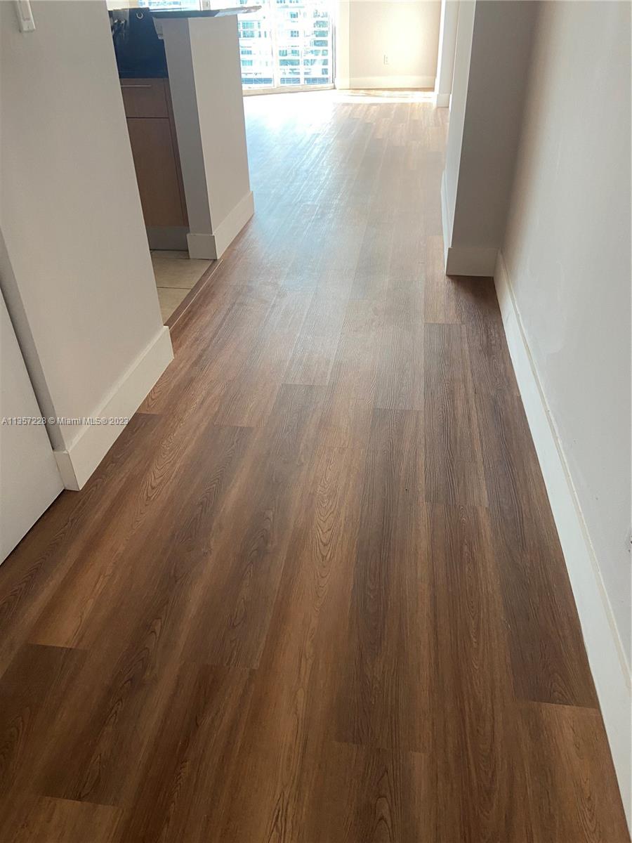 Photo 5 of 20 of listing a4a9dd37-ce77-4e47-aedf-52db9fa6bad9 condo