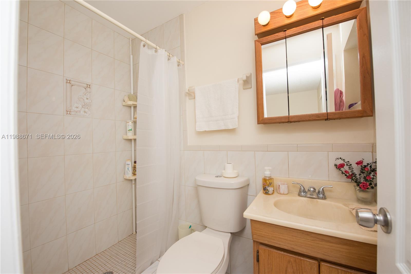 LANE-MAR ESTATES - Residential