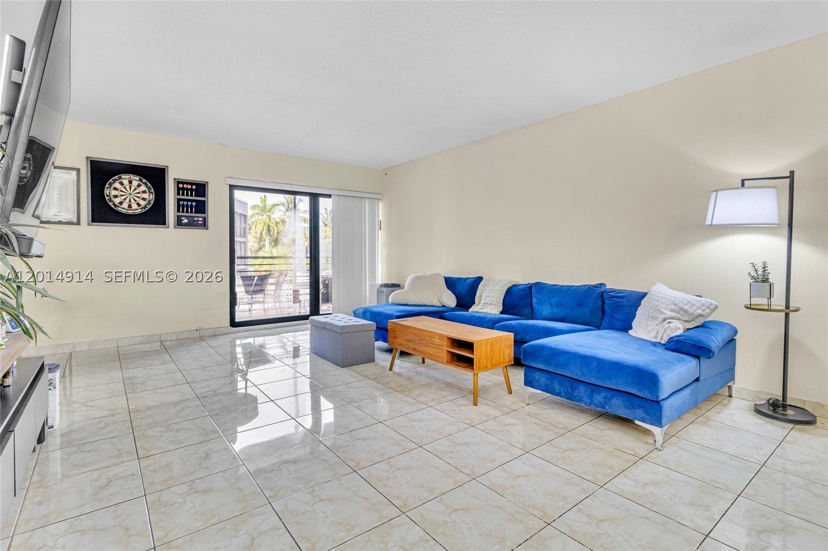 4040 N Hills Dr 20
