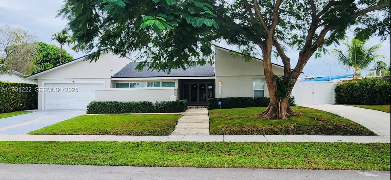 FAIRWAY LAKE SOUTH SEC 2 - Residential