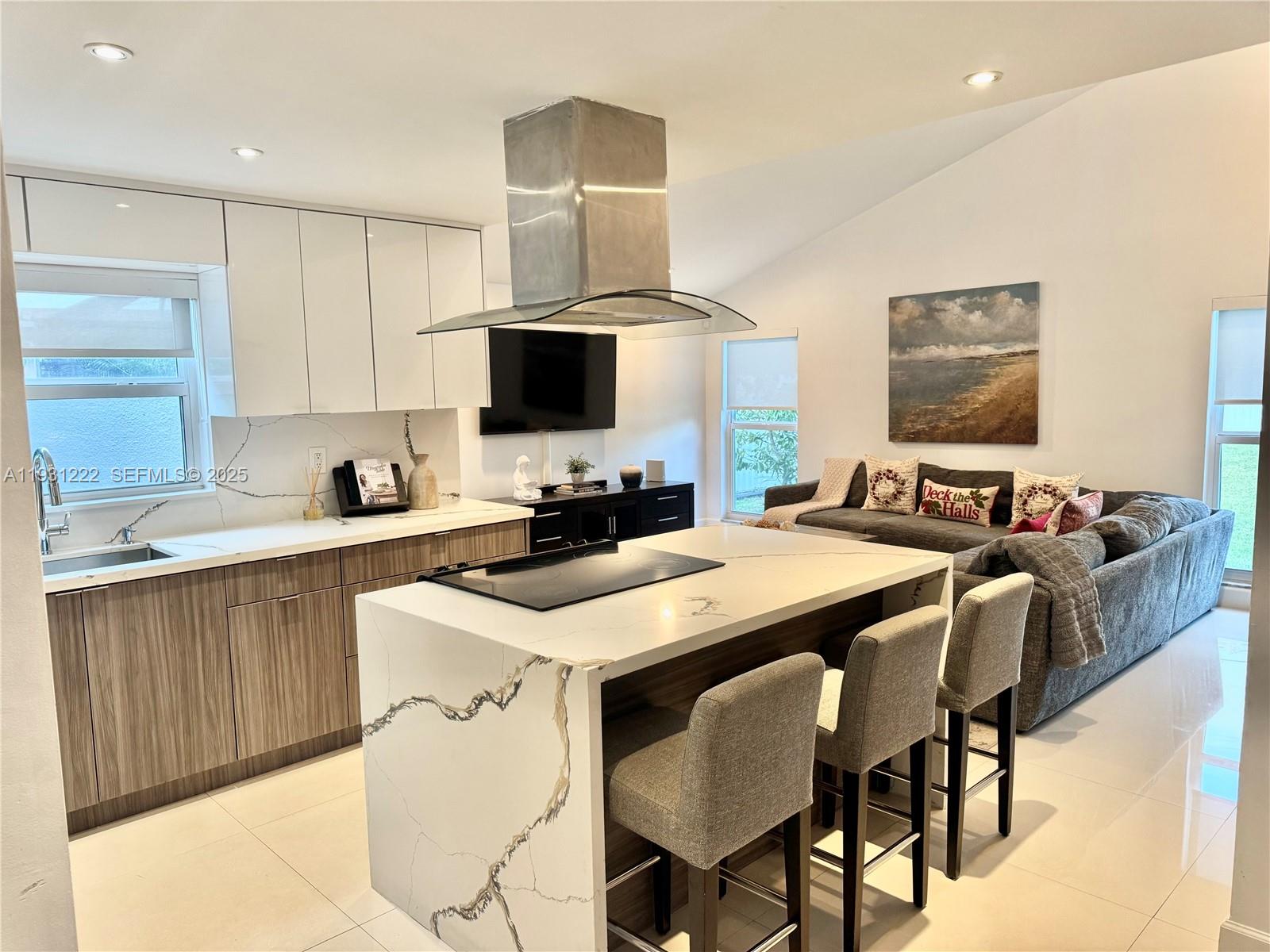 FAIRWAY LAKE SOUTH SEC 2 - Residential