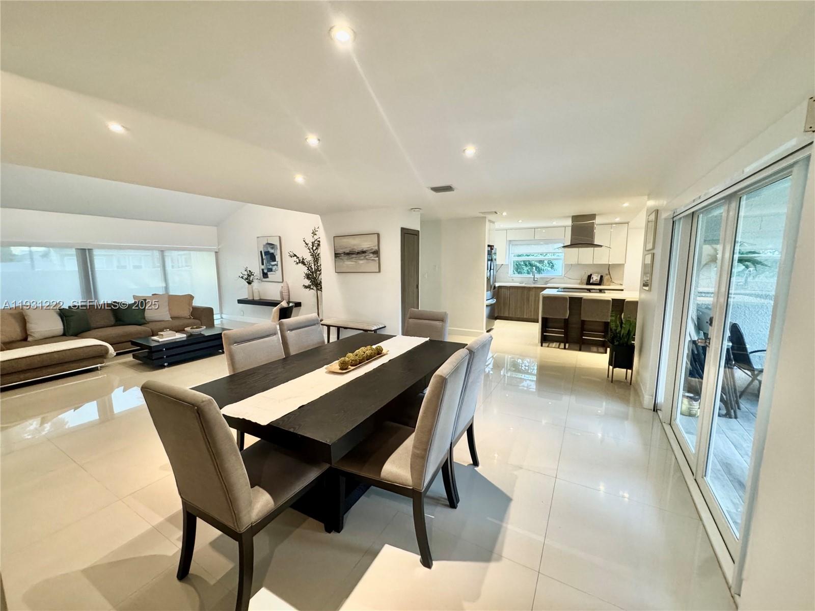 FAIRWAY LAKE SOUTH SEC 2 - Residential