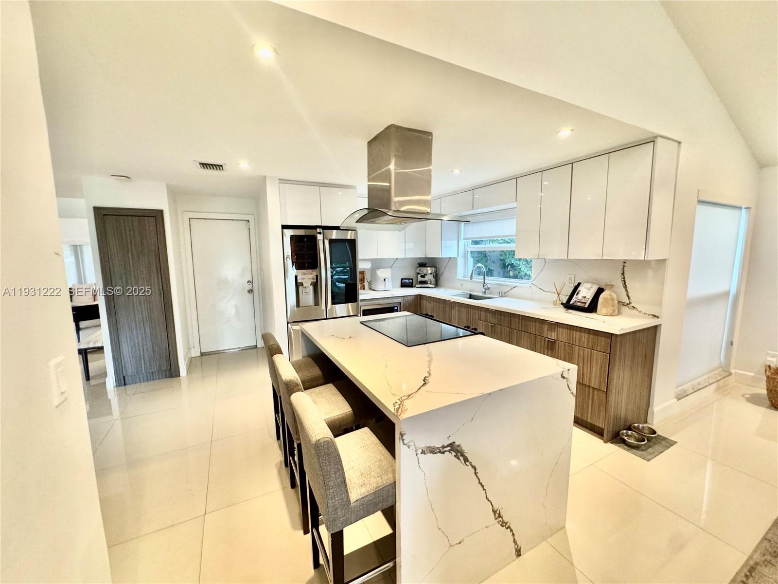 FAIRWAY LAKE SOUTH SEC 2 - Residential